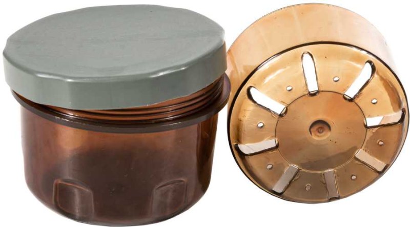 Nádoba na dipovanie s tesnením