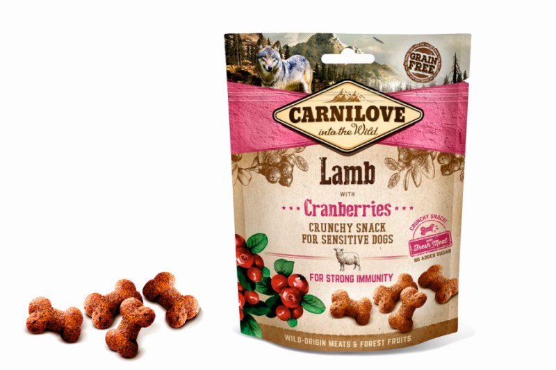 Pre psov Carnilove Dog Crunchy Snack Lamb & Cranberries 200g