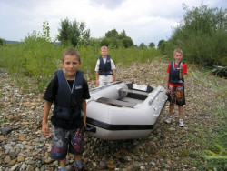 Albastar AKCIA-�ln + ZDARMA motor Rhino Cobold