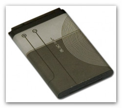 Nab�ja�ka tak isto nesmie ch�ba� a v balen� tejto lodky sa nach�dzaj� dve tak�to nab�ja�ky aby v�etko i�lo r�chlej�ie a vy ste mohli viacej �asu venova� ryb�m