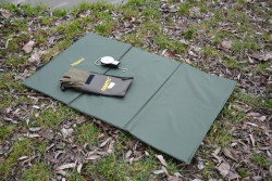 Skvel set ktor obsahuje vhu na venei r - sak na prechovvanie rb a vek kvalitn podloku pod rybu