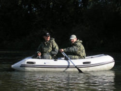 Geoff Anderson je svetov kvalita v prepracovanom a nepremokavom obleen na rybrskom trhu u vemi vea rokov a stle napreduje vo svojej kvalite