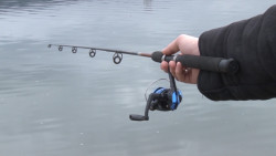 Prvlaov set udice navijaku a 10ks woblerov pre vs aby ste mohli ulovi svoje prv dravce na vaej lokalite kde chodievate na ryby