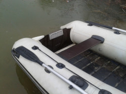  Na vode v zime je naozaj n�dherne a to ticho ktor� je po�u� �iroko daleko je na nezaplatenie