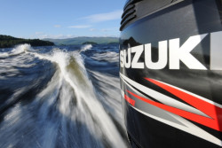 Benzínový lodný motor SUZUKI DF 5 Hp