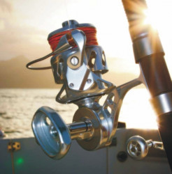 Ryb�rsky navijak TOP kvality Van Staal strieborn�