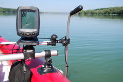 FASTEN - Platforma na sonar 10x10cm s ramenom