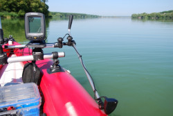 FASTEN - Platforma na sonar 10x10cm s ramenom