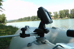 FASTEN - Platforma na sonar 10x10cm s ramenom