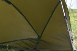 Brolly s d�dnikovou kon�trukciou a bo�nicami 3m