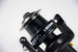 Carp Tackle 6000 - dvojbrzdov navijak