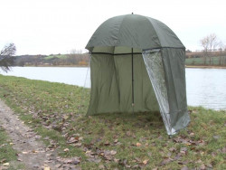  Kvalitn papue na spodnej asti teleskopickej nohy zabrnia zapadnutiu do nerovnho ternu v kadej situci na rybch alebo len tak v prrode