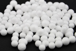 Polystyrnov guliky- techno puffi