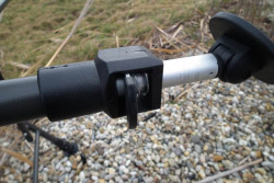 Ryb�rske kreslo s podr��kami a nastavite�n�mi nohami