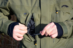 AKCIA - DOZER 5 + URUS 5 zelen - Geoff Anderson