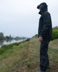 AKCIA - DOZER 5 + URUS 5 ierna - Geoff Anderson