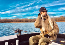 AKCIA - DOZER 5 + URUS 5 leaf - Geoff Anderson