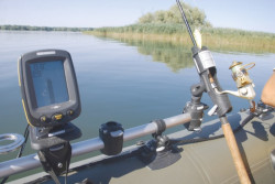 FASTEN - Polohovaten driak prtu