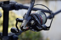 Feeder navijak Browning Black Viper Compact