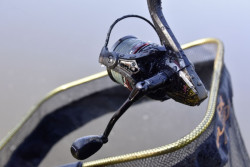 Feeder navijak Browning Black Viper Compact