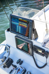 Sonar LOWRANCE HDS-16 Carbon