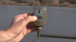  Signaliztory zberu namontovan priamo na stojane dria pevne a maj farebn vymeniten kratky na zvolenie farby pri zbere a sveteln a zvukov signalizciu