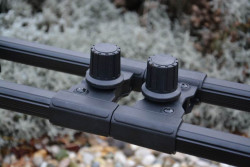 Stredov� �as� stojanu ktor� je pevn� a praktick�