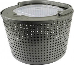 Plastov vedro na iv nstrahu s uzverom