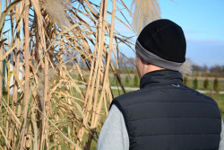 Geoff Anderson vesta Dozer Liener- f. �ierna