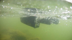 Kad zavacia loka M2 je pred distribciou na trh testovan na svoju vodeodolnos