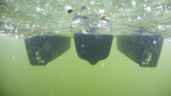 2 nezvisle ovldan motory poskytuj zavacm lokm M2 vek manvrovatenos