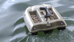 Otvorenie komory signalizuje bliknutm led dida na korme loky - zavacie loky M2